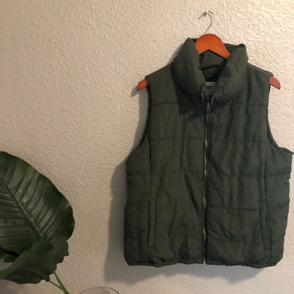 Old navy vest